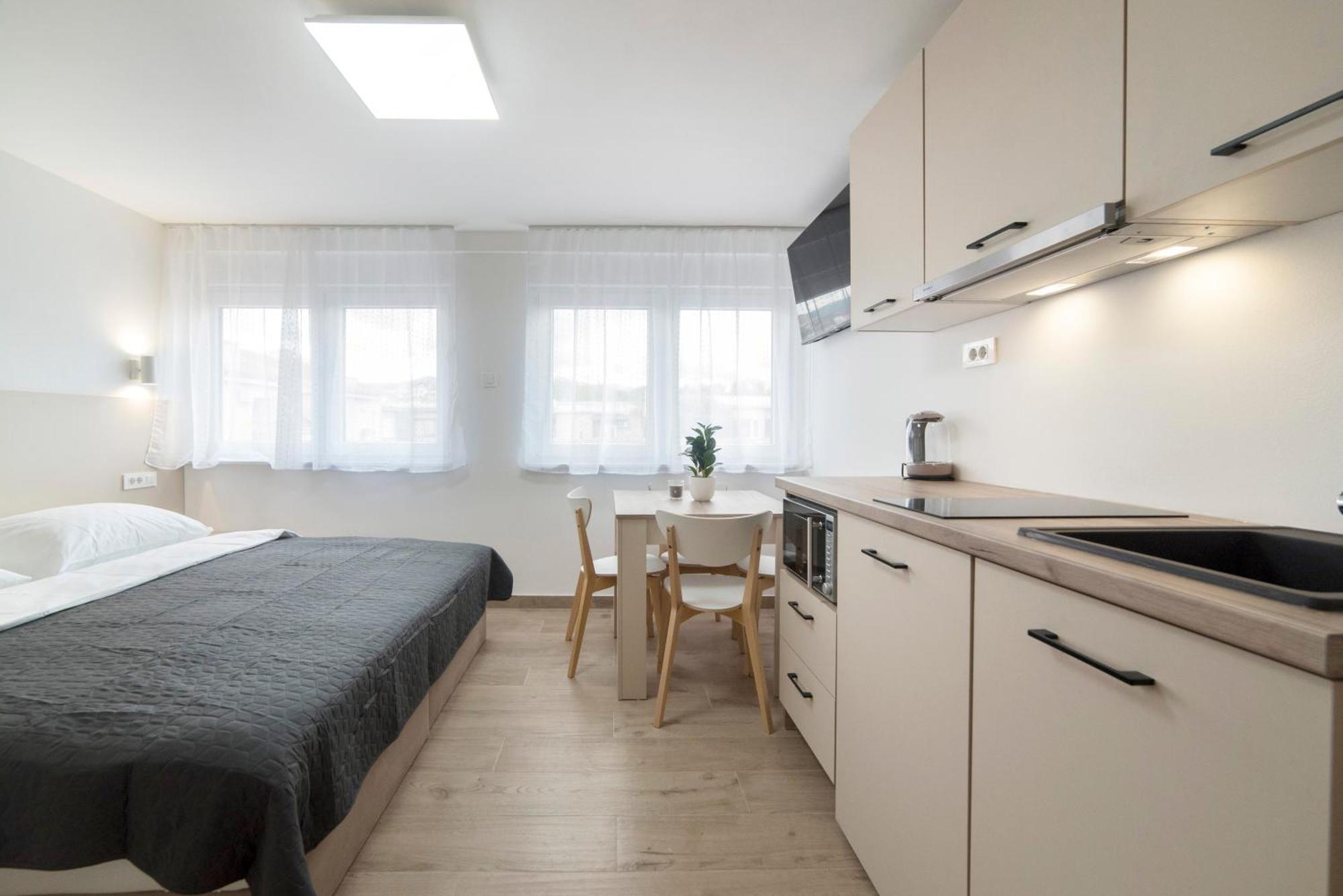 Apartments Pamer, 4Th Floor, No Elevator Zagreb Exterior foto