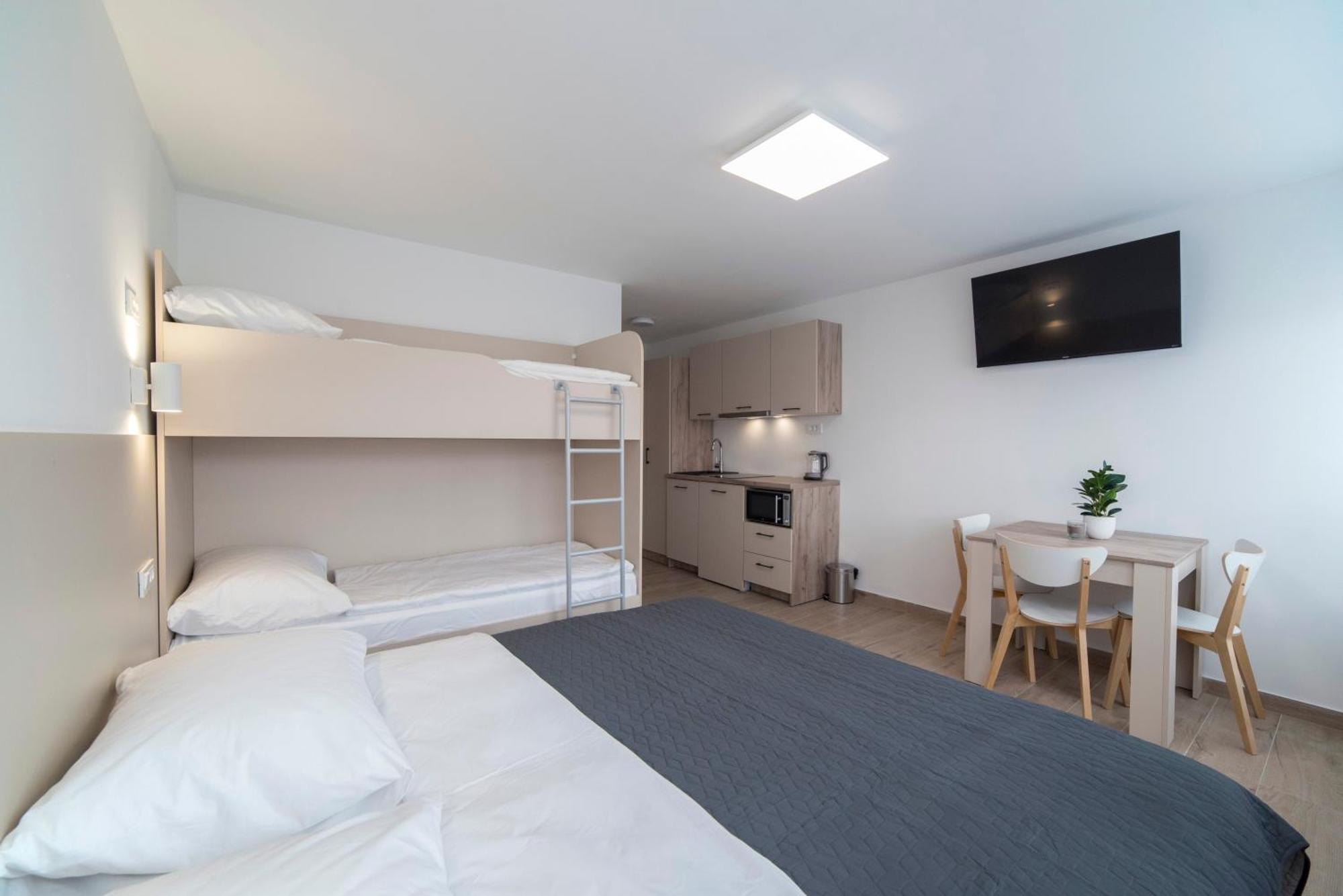 Apartments Pamer, 4Th Floor, No Elevator Zagreb Exterior foto