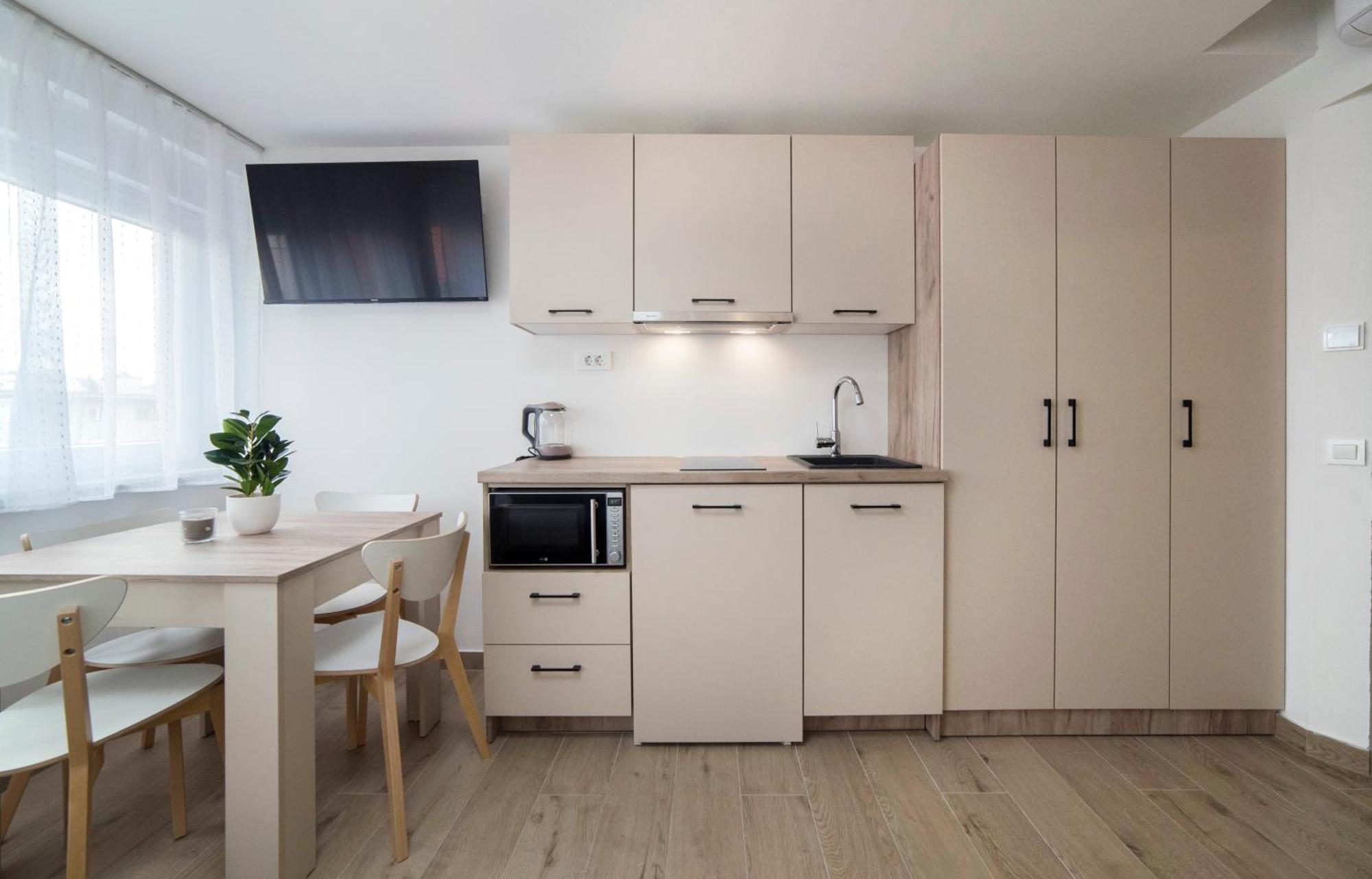 Apartments Pamer, 4Th Floor, No Elevator Zagreb Exterior foto