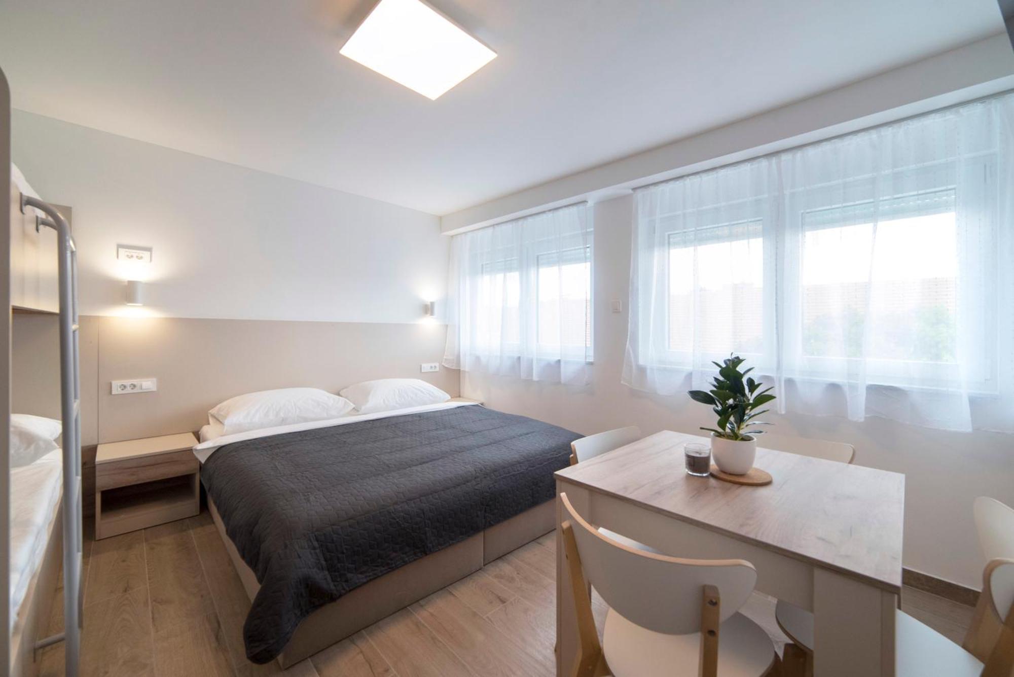 Apartments Pamer, 4Th Floor, No Elevator Zagreb Exterior foto