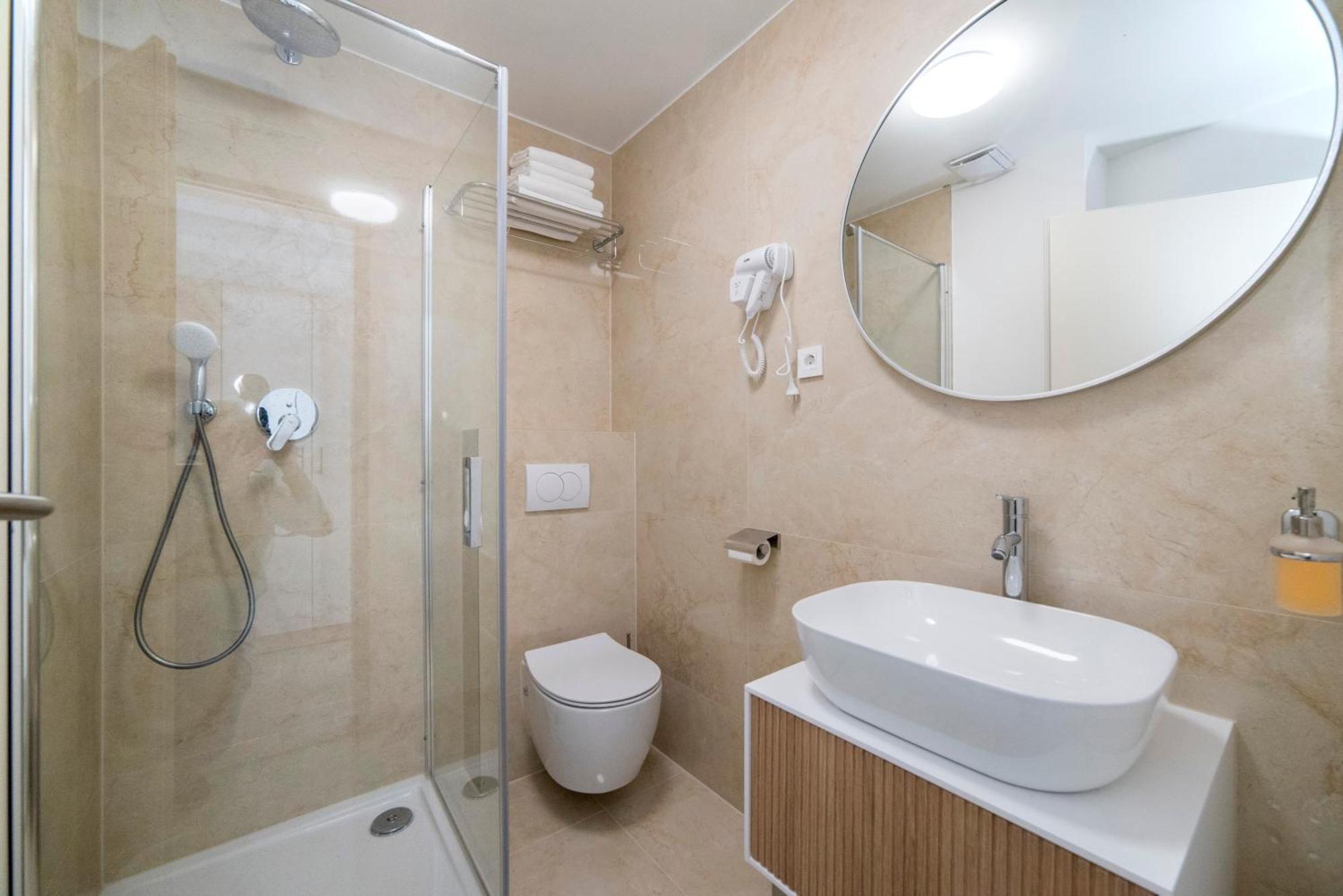 Apartments Pamer, 4Th Floor, No Elevator Zagreb Exterior foto