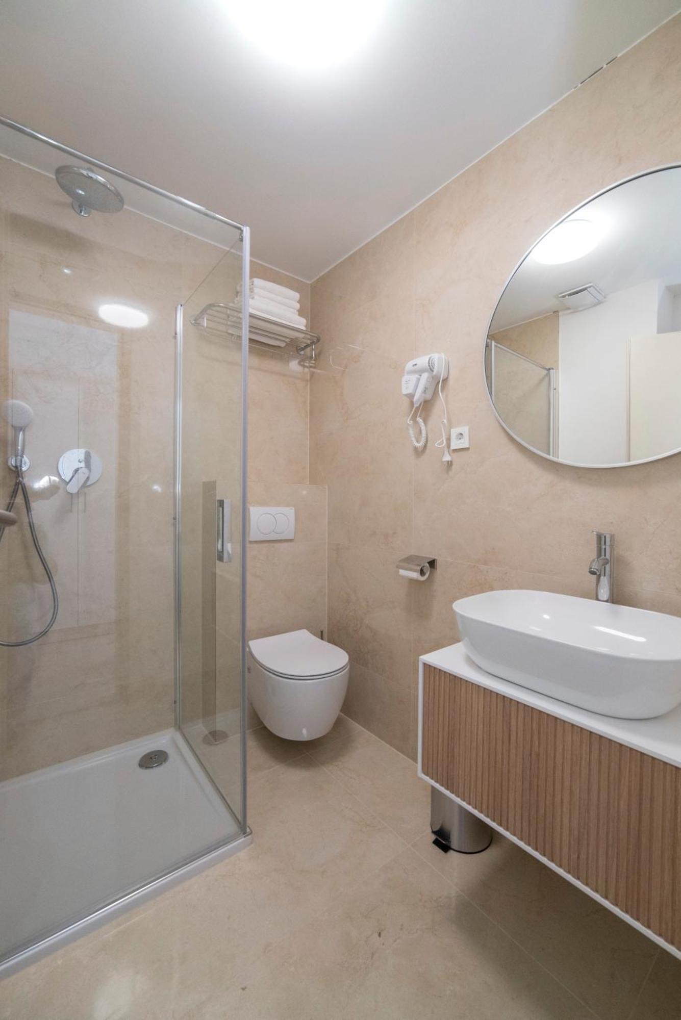 Apartments Pamer, 4Th Floor, No Elevator Zagreb Exterior foto