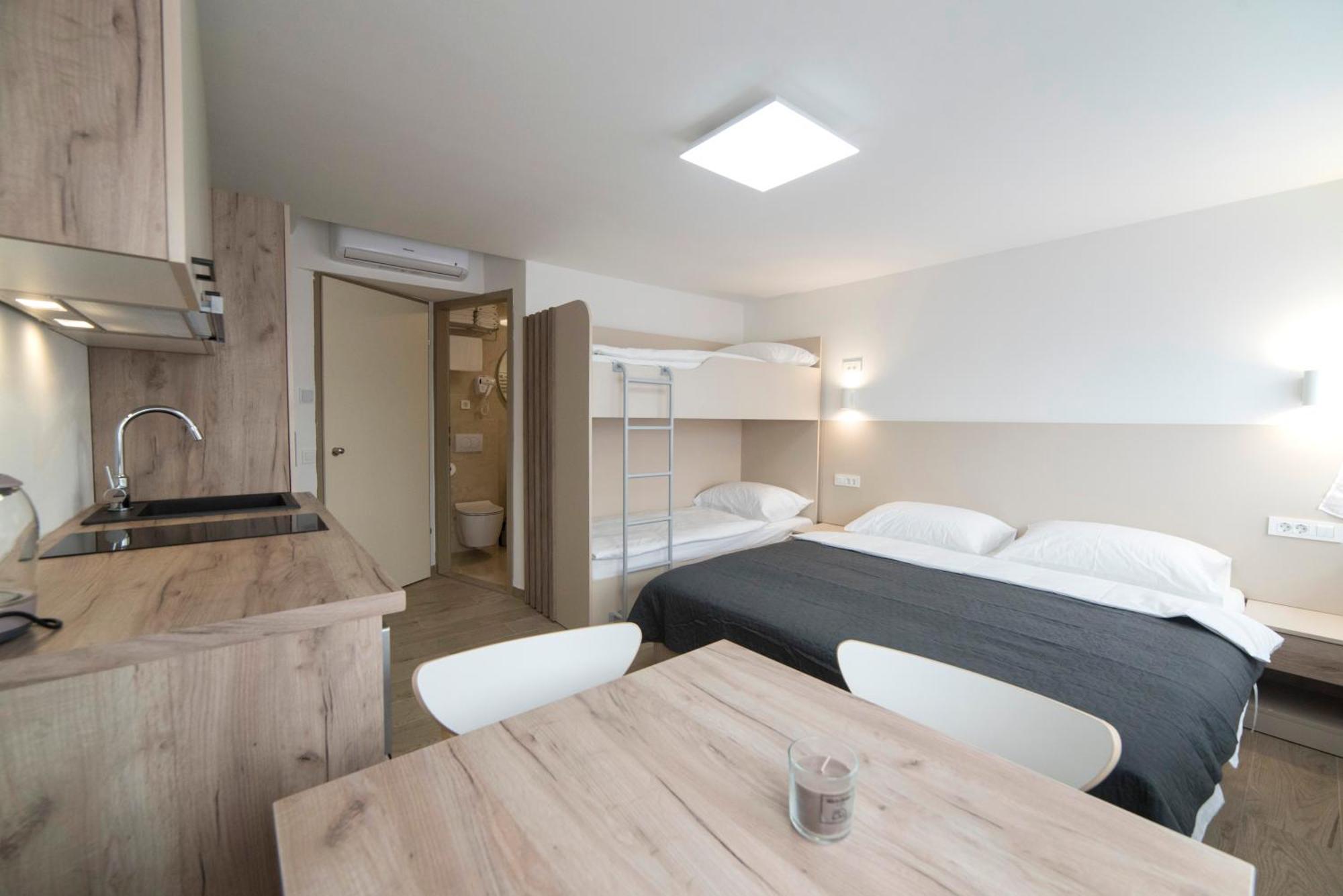 Apartments Pamer, 4Th Floor, No Elevator Zagreb Exterior foto